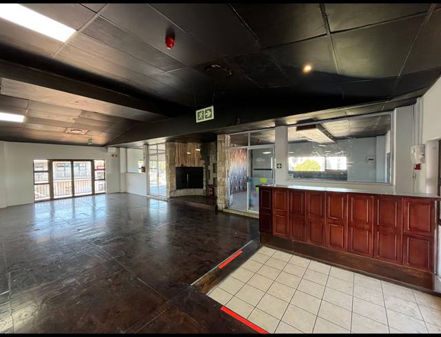370M² BUSINESS TO LET IN PARKLANDS